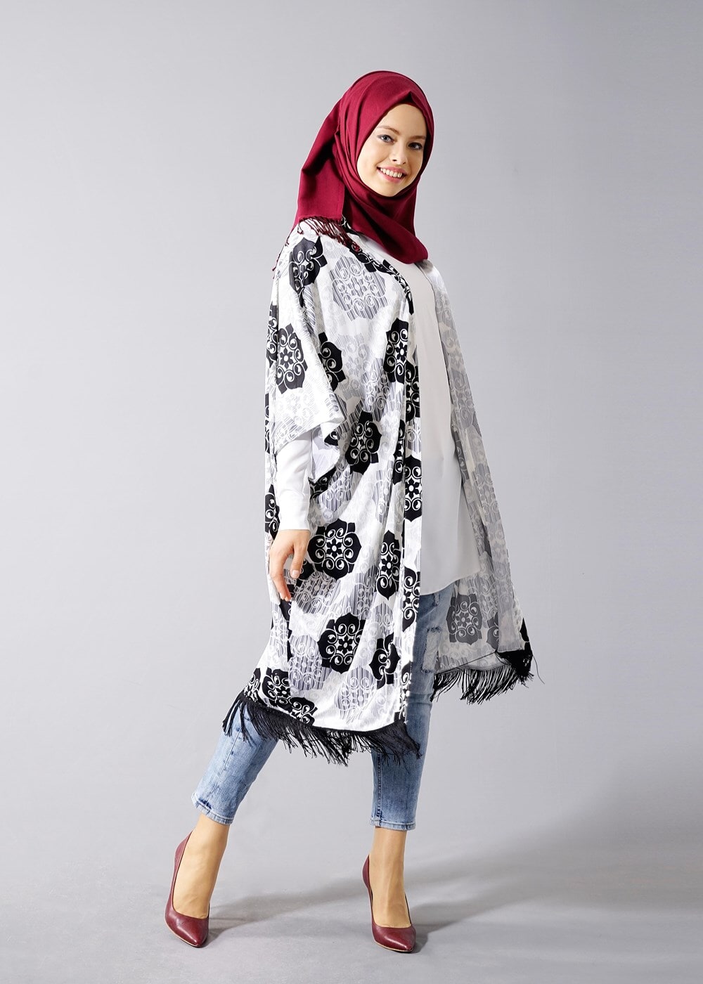 Tesettür giyim SİYAH PÜSKÜL DETAYLI DESENLİ CEKET 5798 