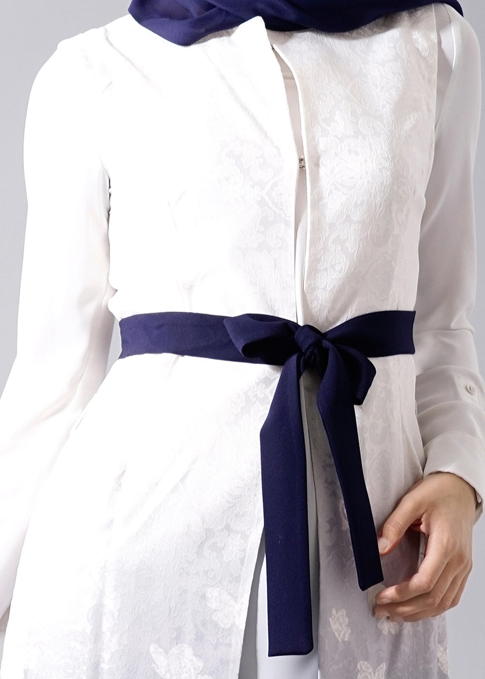 Hijab clothing CREAM T 8348 Actüel Kabartma Desenli Yelek