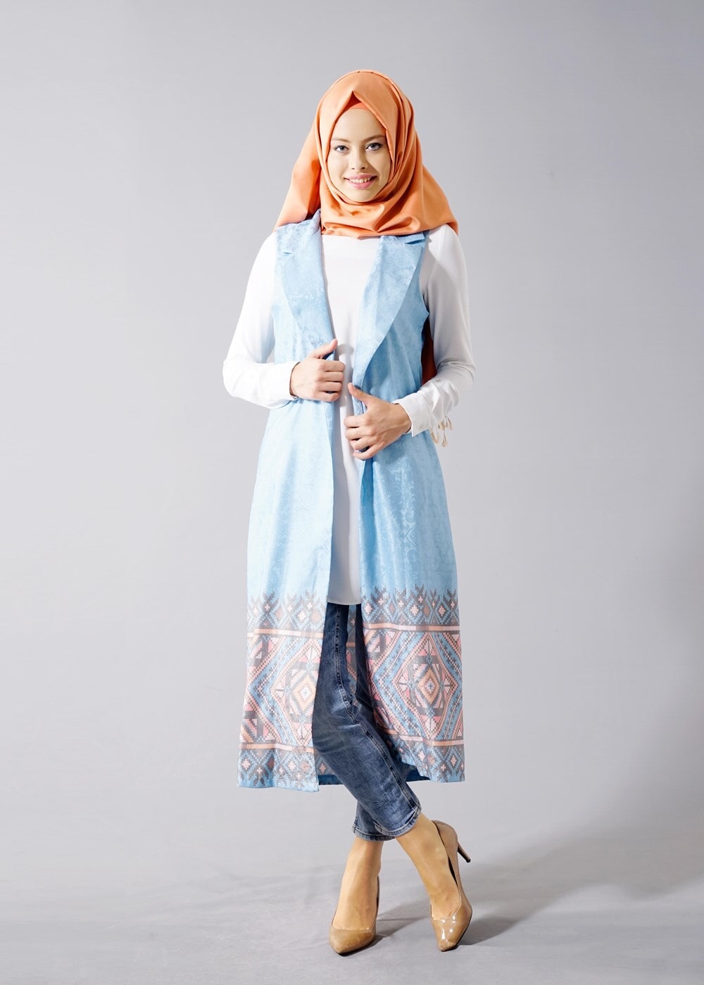 Tesettür giyim MAVİ T 8357 Actüel Etnik Desenli Kabartma Yelek