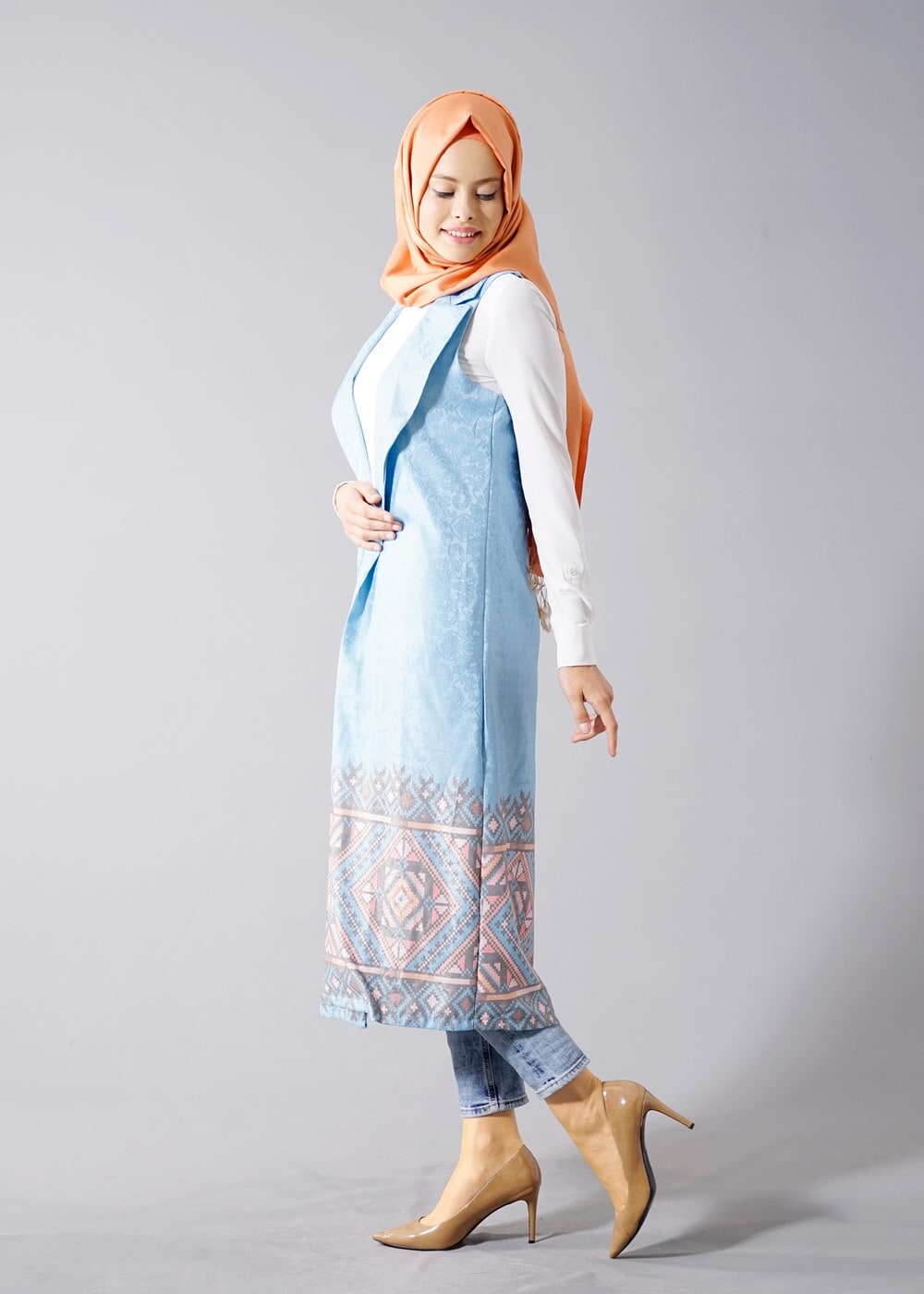 Tesettür giyim MAVİ T 8357 Actüel Etnik Desenli Kabartma Yelek