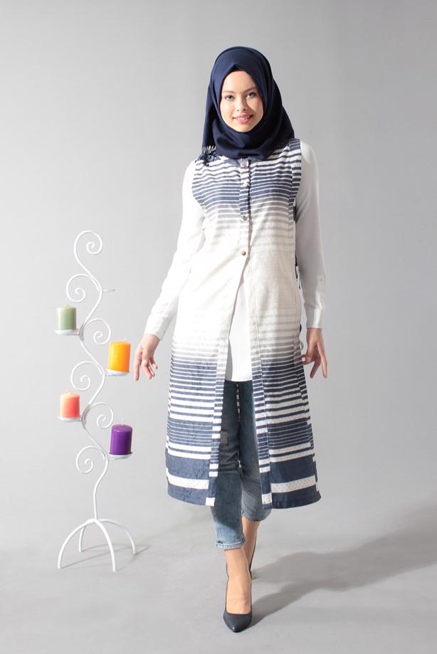Vêtements hijab  T 8367 Actüel Çıtçıtlı Yelek - TRENDTESETTÜR