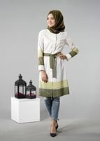 Vêtements hijab CRÈME T 169 Akkaya Fashion- Kuşaklı Trench