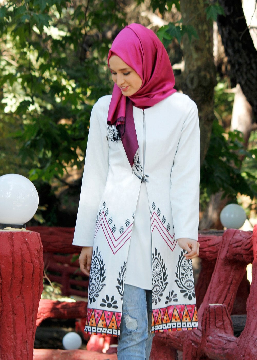 Vêtements hijab CRÈME T 214 Akkaya Fashion-Etnik Desen Klipsli Trench