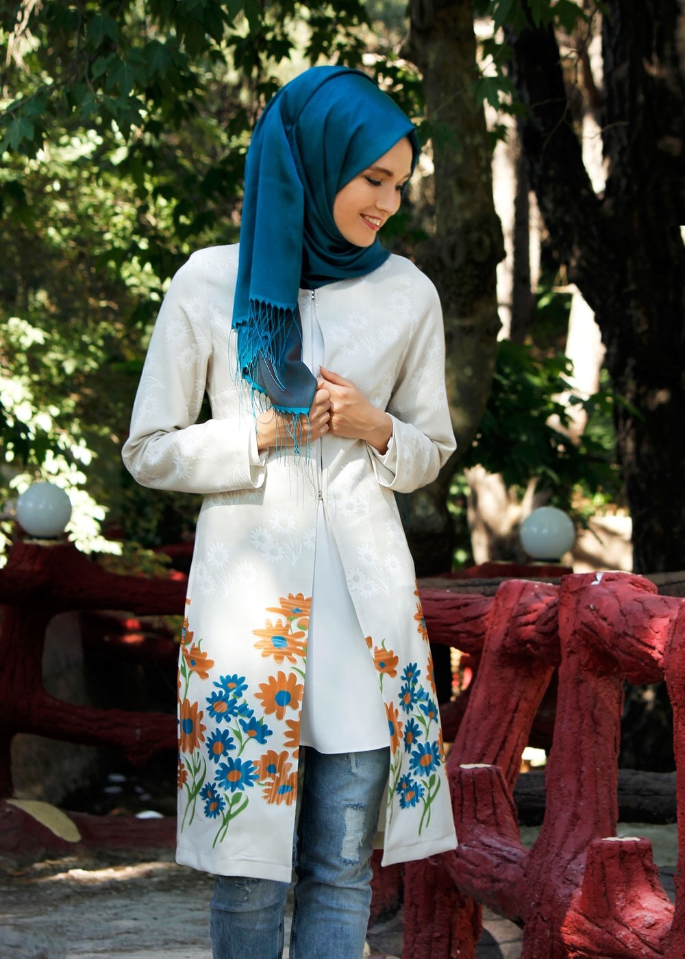 Vêtements hijab BEIGE T 214-1 Akkaya Fashion-Çiçek Desenli Klipsli Trench