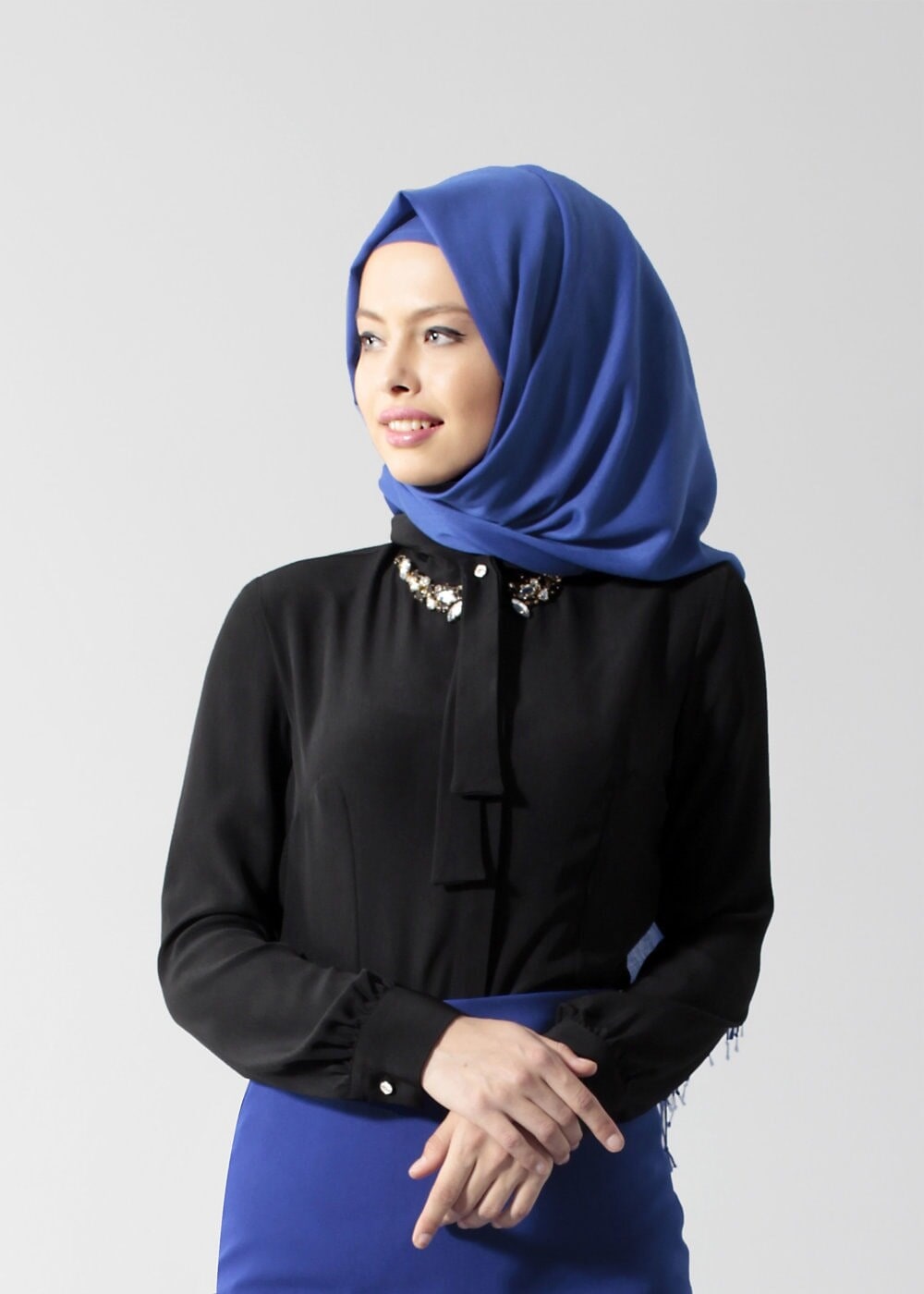 Tesettür giyim SİYAH TAŞ DETAYLI BLUZ 4608 