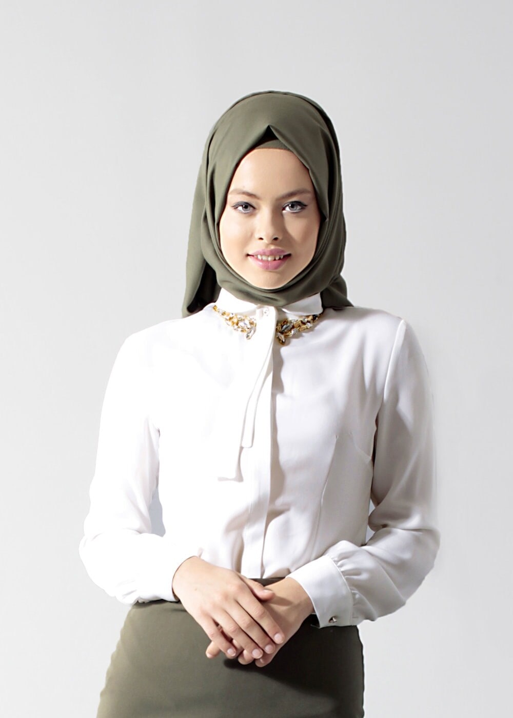 Tesettür giyim KREM TAŞ DETAYLI BLUZ 4608 