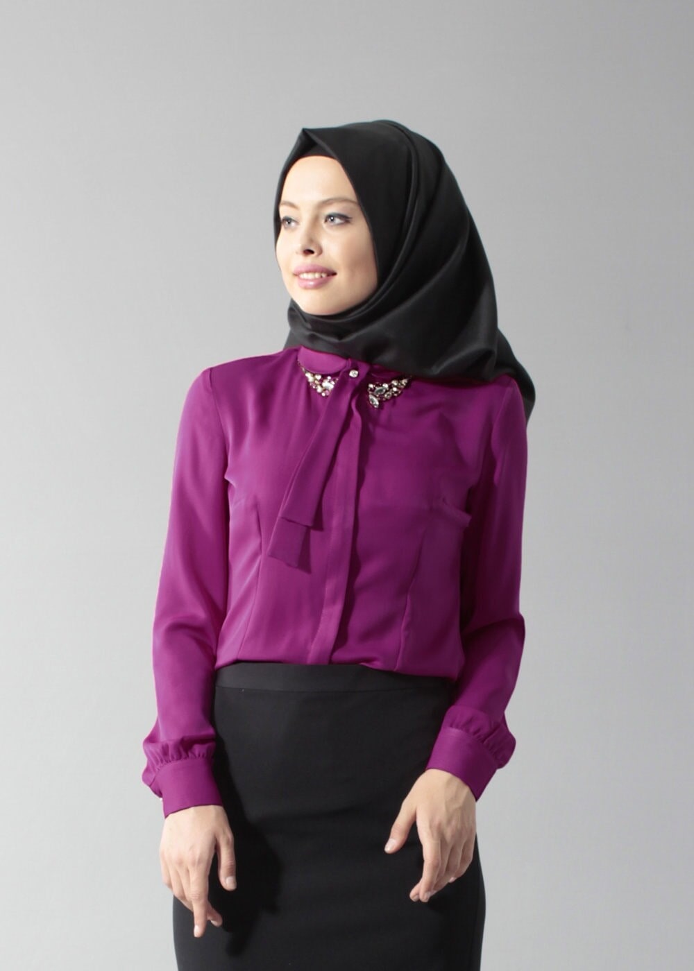 Tesettür giyim FUŞYA TAŞ DETAYLI BLUZ 4608 