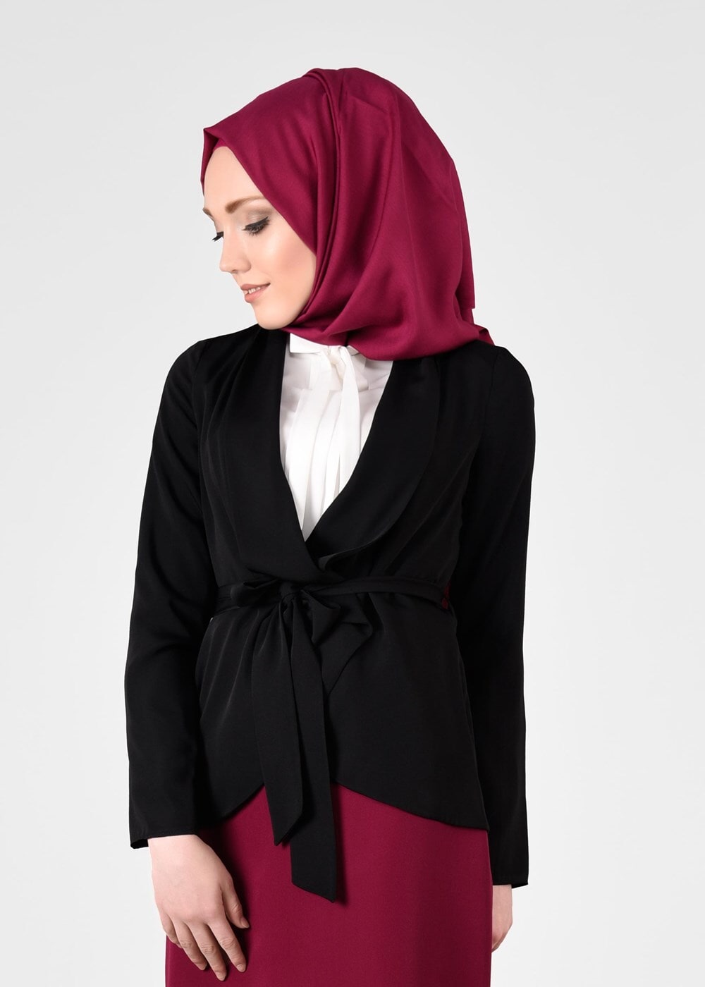 Tesettür giyim SİYAH BELİ KUŞAKLI CEKET 4615 