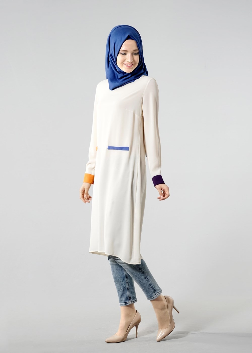 Tesettür giyim BEJ T 308 İpekzade Krep Salaş Tunik