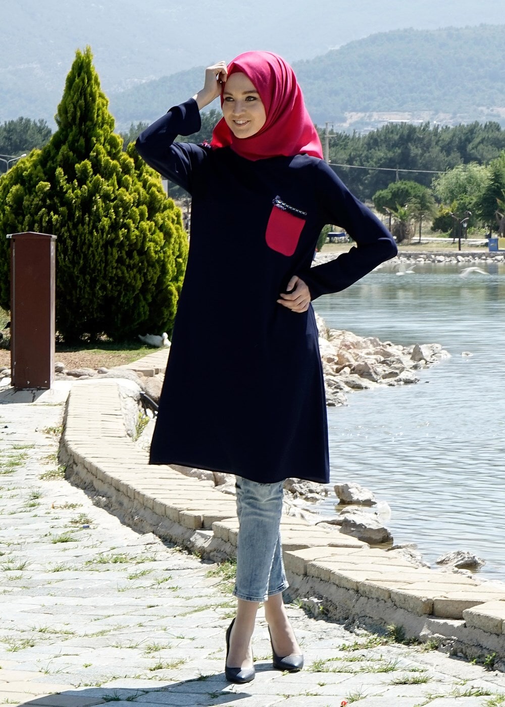 Tesettür giyim LACİVERT T 311 İpekzade Cep Detaylı Salaş Tunik