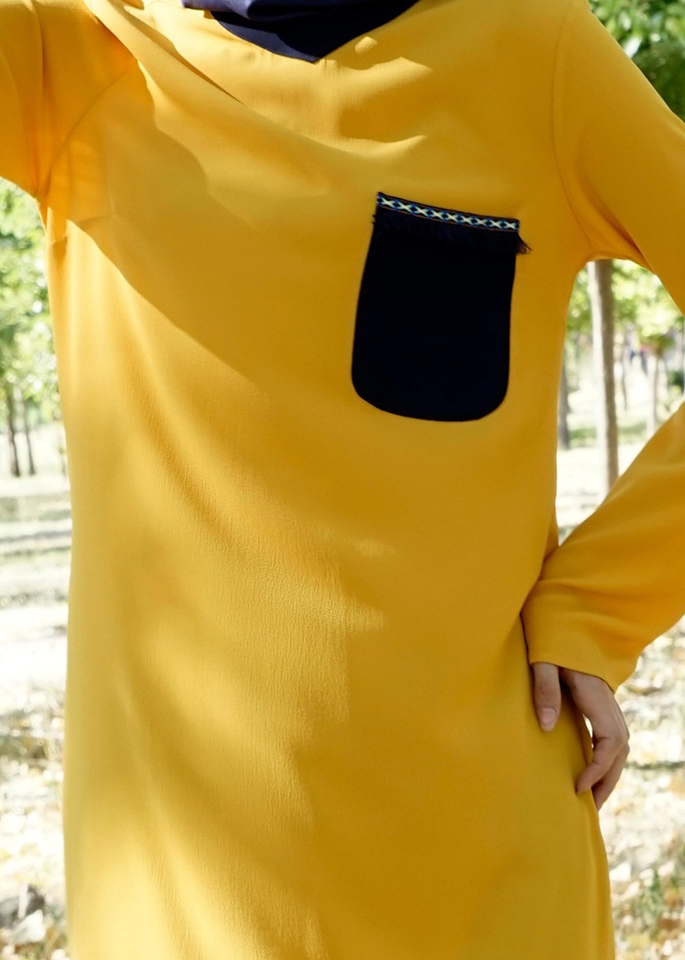 Tesettür giyim SARI T 311 İpekzade Cep Detaylı Salaş Tunik