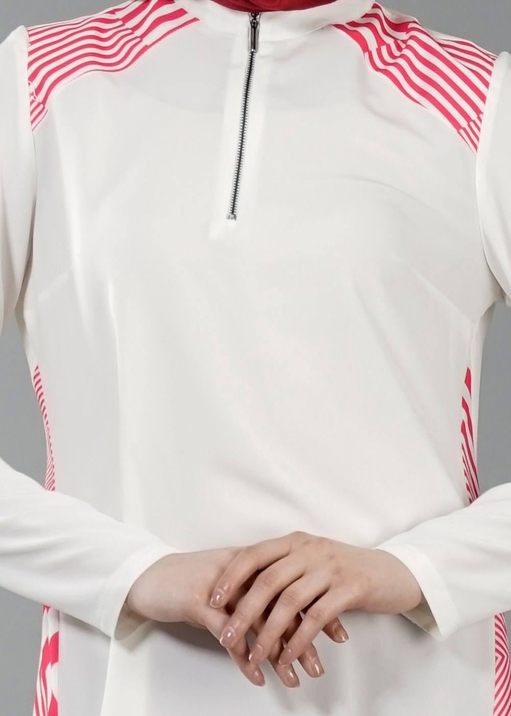 Tesettür giyim EKRU T 5416 Famelin Fermuar Detaylı Önü Kısa Tunik