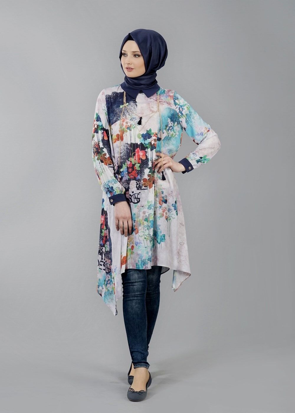 Tesettür giyim LACİVERT T 5438 Famelin Asimetrik Kesim Desenli Tunik