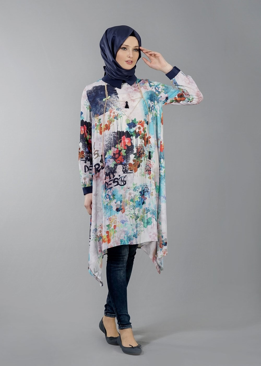 Tesettür giyim LACİVERT T 5438 Famelin Asimetrik Kesim Desenli Tunik