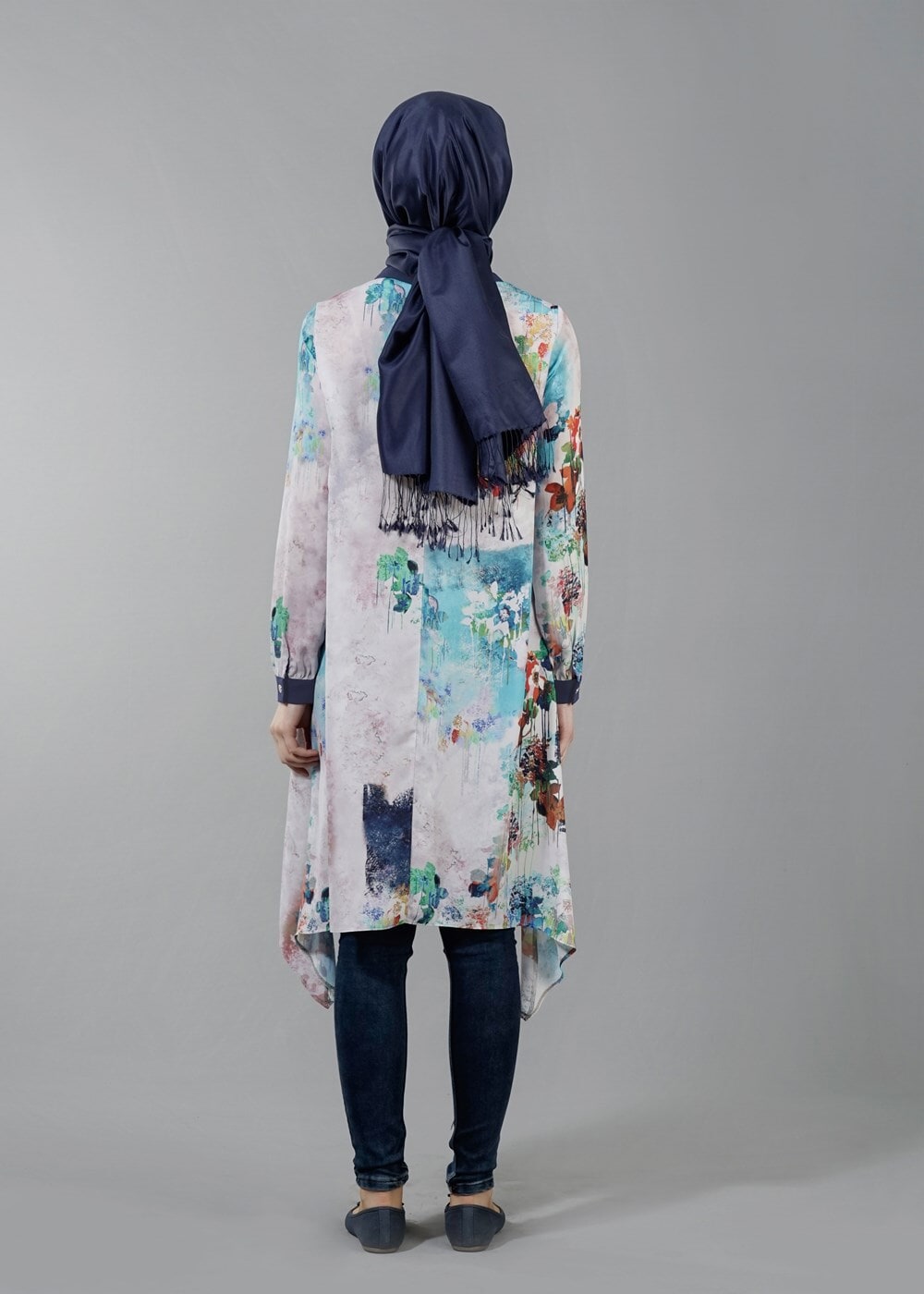 Tesettür giyim LACİVERT T 5438 Famelin Asimetrik Kesim Desenli Tunik