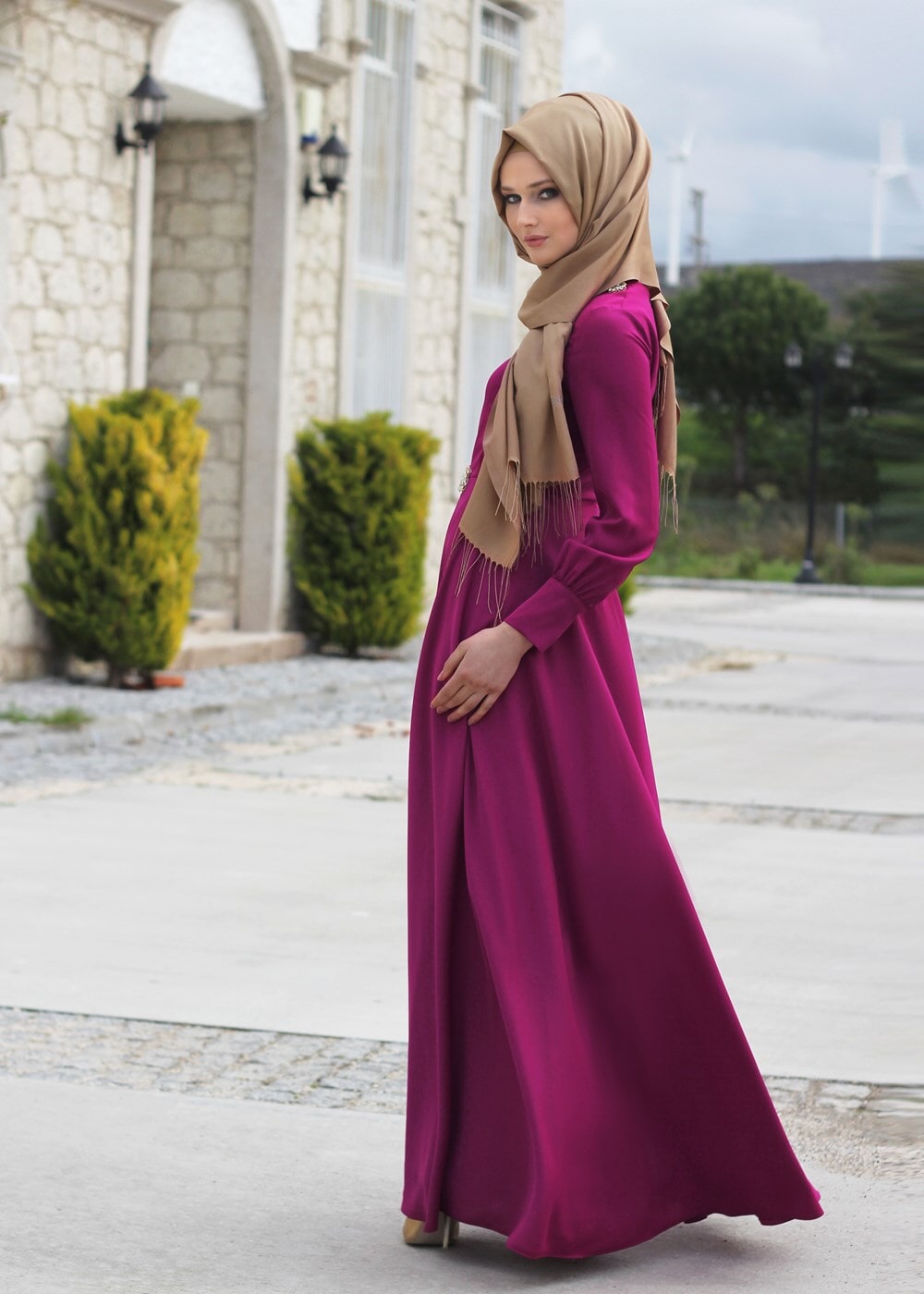 Vêtements hijab FUCHSIA T 1630 Tuay Yakası Ve Beli Taş İşlemeli Abiye