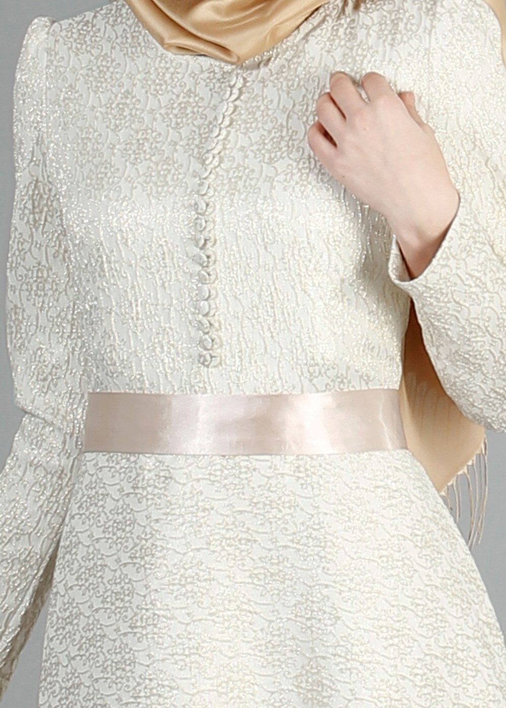 Tesettür giyim BEJ DÜĞMELİ BELİ KUŞAKLI ABİYE ELBİSE 2141 