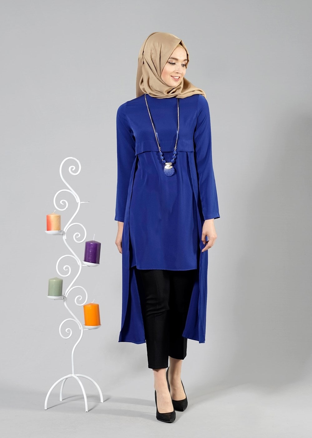 Tesettür giyim LACİVERT T 2207 Tuay Kuyruklu Kolyeli Tunik
