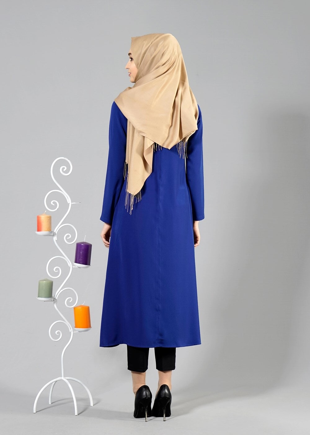 Tesettür giyim LACİVERT T 2207 Tuay Kuyruklu Kolyeli Tunik