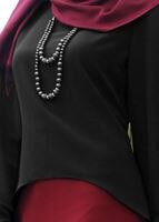 Tesettür giyim SİYAH T 7043 Tuay İnci Kolyeli Bluz