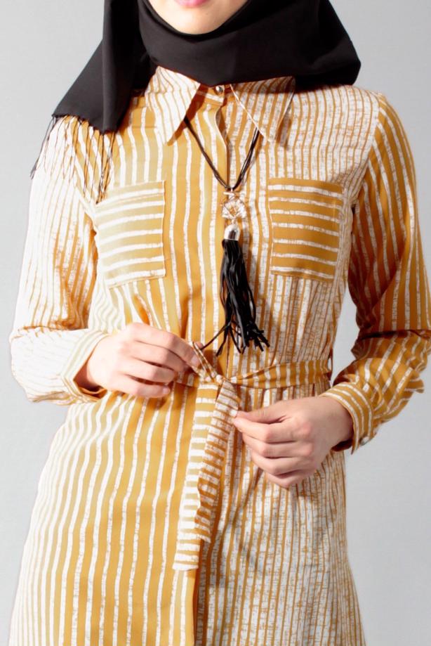 Vêtements hijab  T 0742-1 Gürbüz Gizli Düğmeli Aksesuarlı Tunik - TRENDTESETTÜR