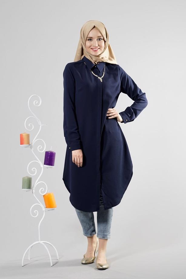 Tesettür giyim  T 6530 Helly Düğmeli Kolyeli Tunik - TRENDTESETTÜR
