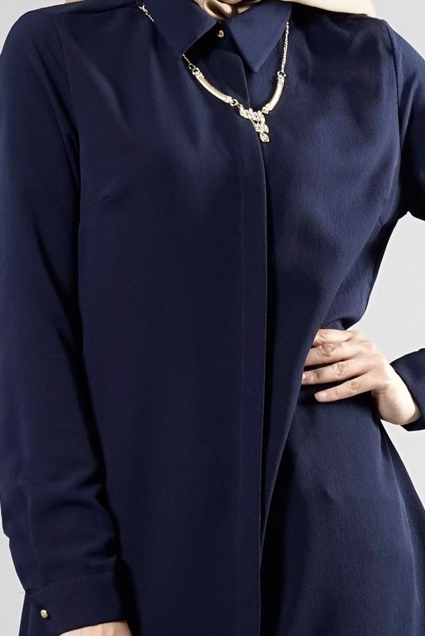 Tesettür giyim  T 6530 Helly Düğmeli Kolyeli Tunik - TRENDTESETTÜR