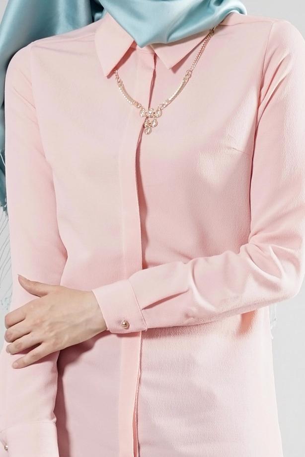 Tesettür giyim  T 6530 Helly Düğmeli Kolyeli Tunik - TRENDTESETTÜR