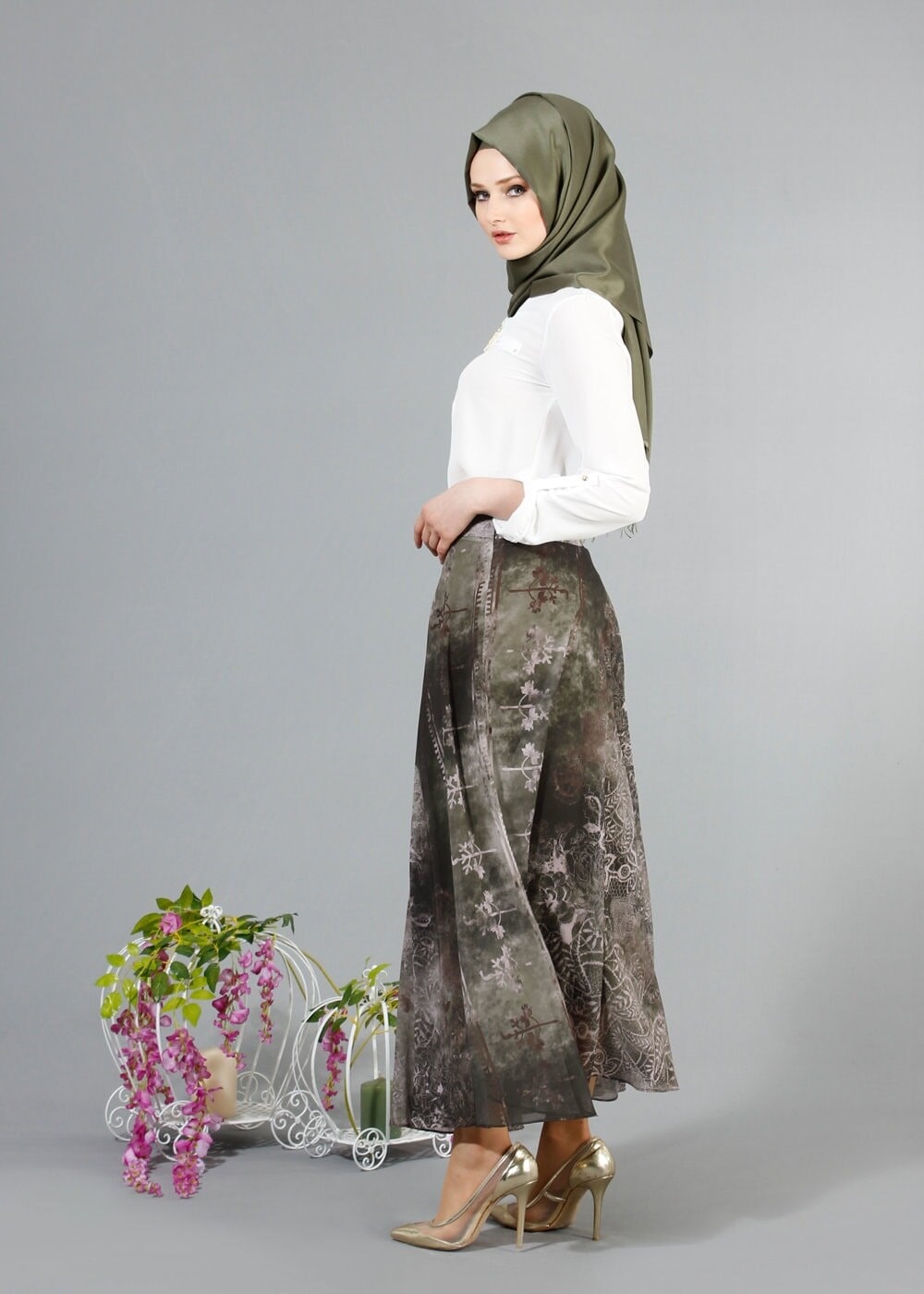 Hijab clothing CREAM T 9122 Helly  Fermuar Detaylı Bluz