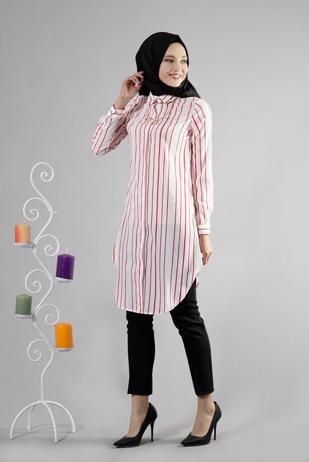 Tesettür giyim  T 9595 Helly Çizgi Desen Kolyeli Tunik - TRENDTESETTÜR