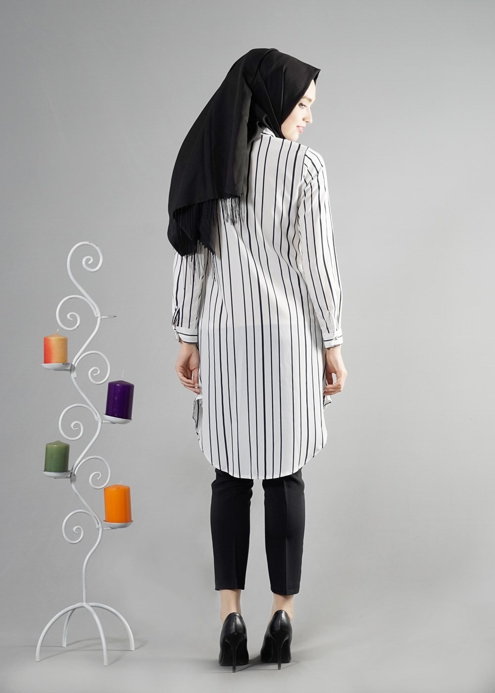 Vêtements hijab CRÈME T 9595 Helly Çizgi Desen Kolyeli Tunik