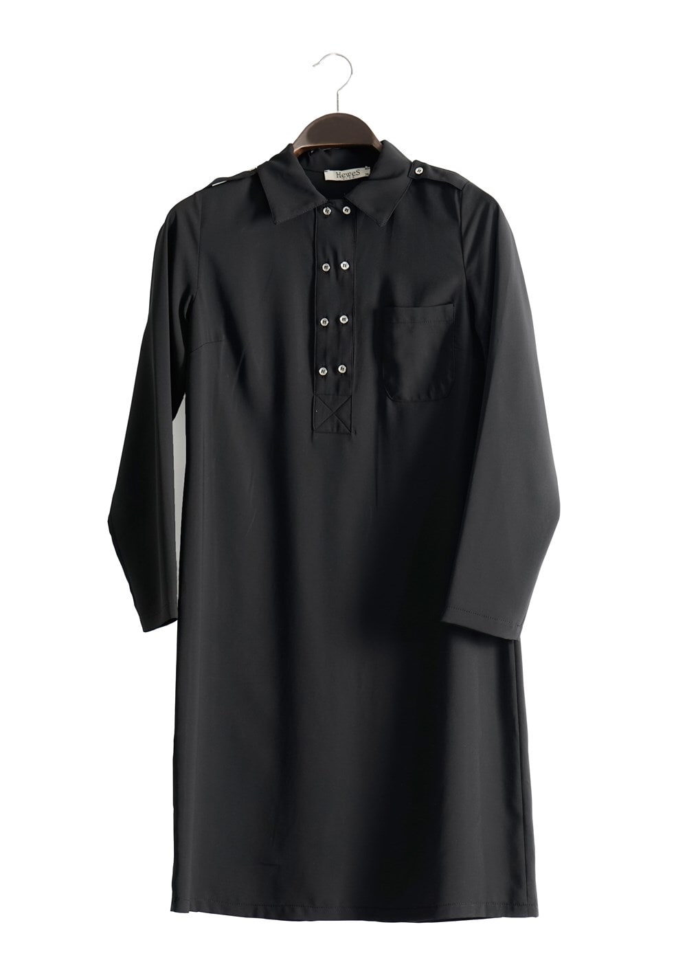 Tesettür giyim SİYAH T 277 Hewes Line Düğme Detaylı Erkek Yaka Tunik