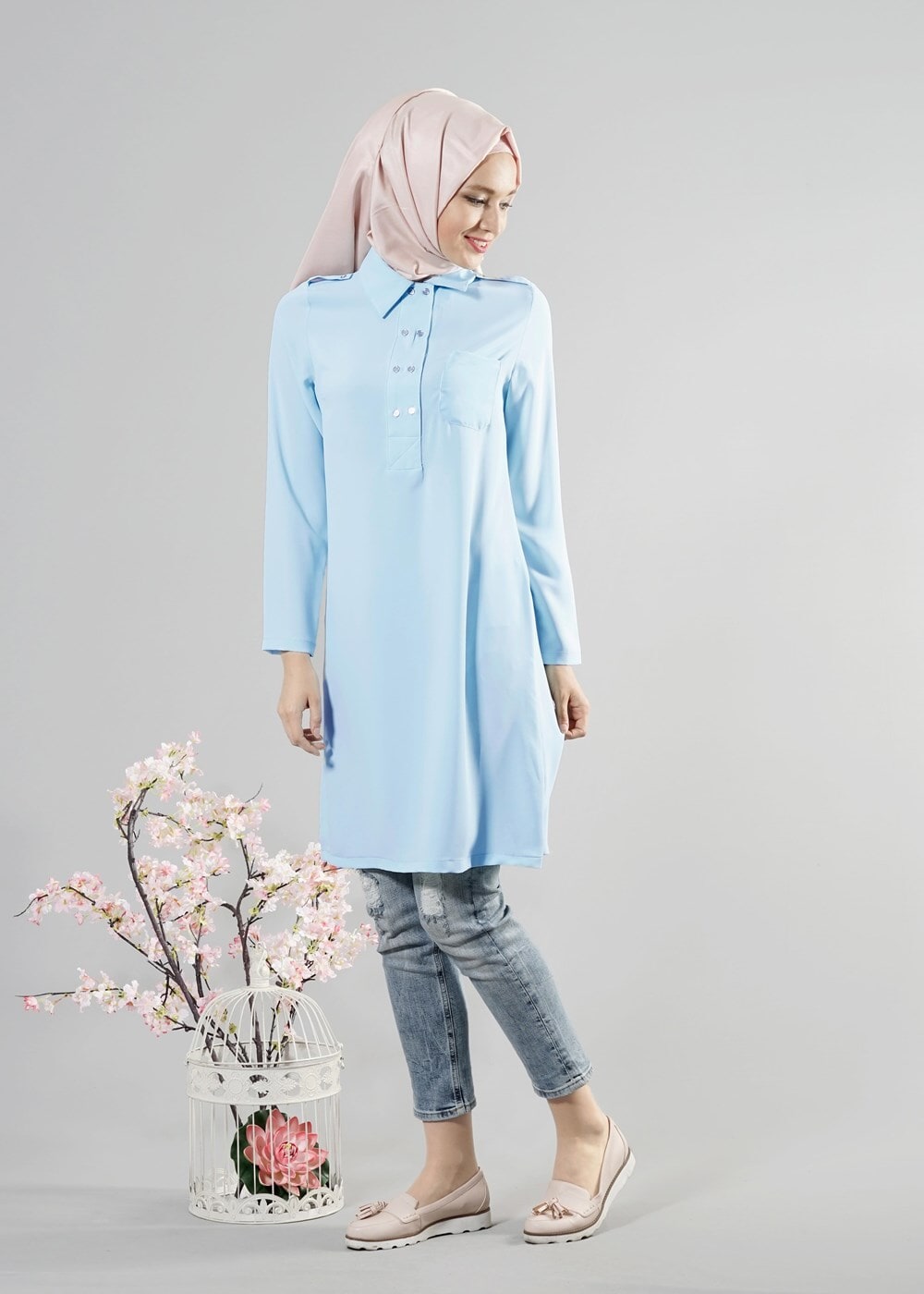 Tesettür giyim YEŞİL T 277 Hewes Line Düğme Detaylı Erkek Yaka Tunik