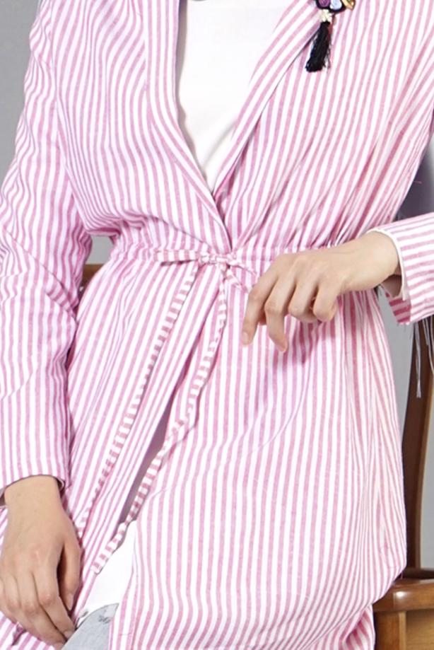 Tesettür giyim  T 282 Hewes Line Çizgi Desen Bağcıklı Ceket - TRENDTESETTÜR