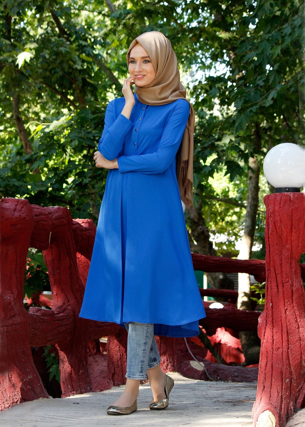 Tesettür giyim LACİVERT T 283 Hewes Line Düğme Detaylı Tunik