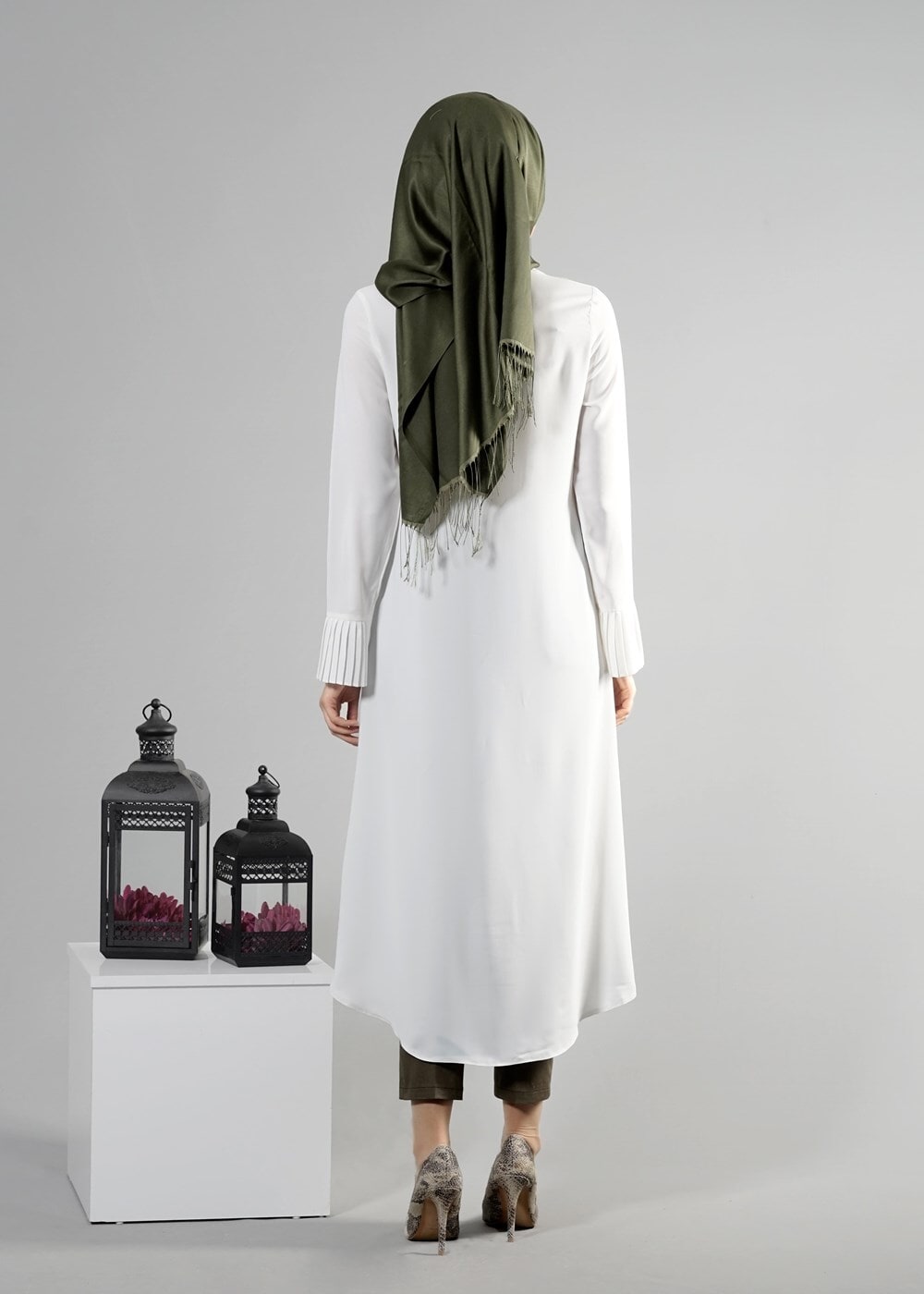 Tesettür giyim KREM T 287 Hewes Line Pilise Detaylı Tunik