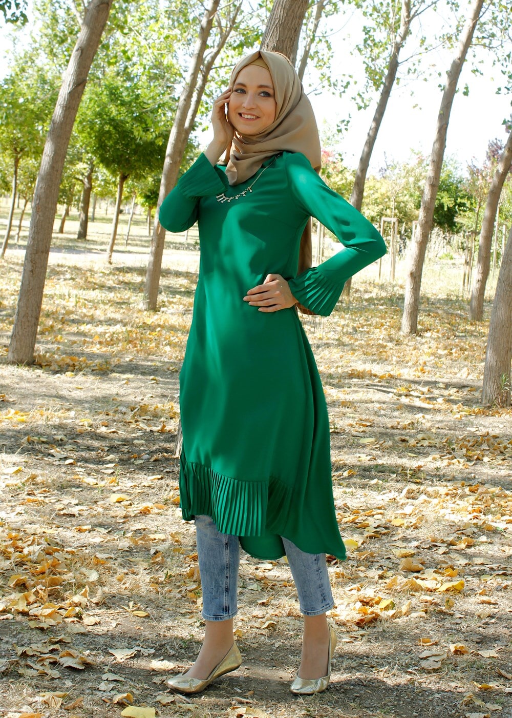 Tesettür giyim YEŞİL T 287 Hewes Line Pilise Detaylı Tunik