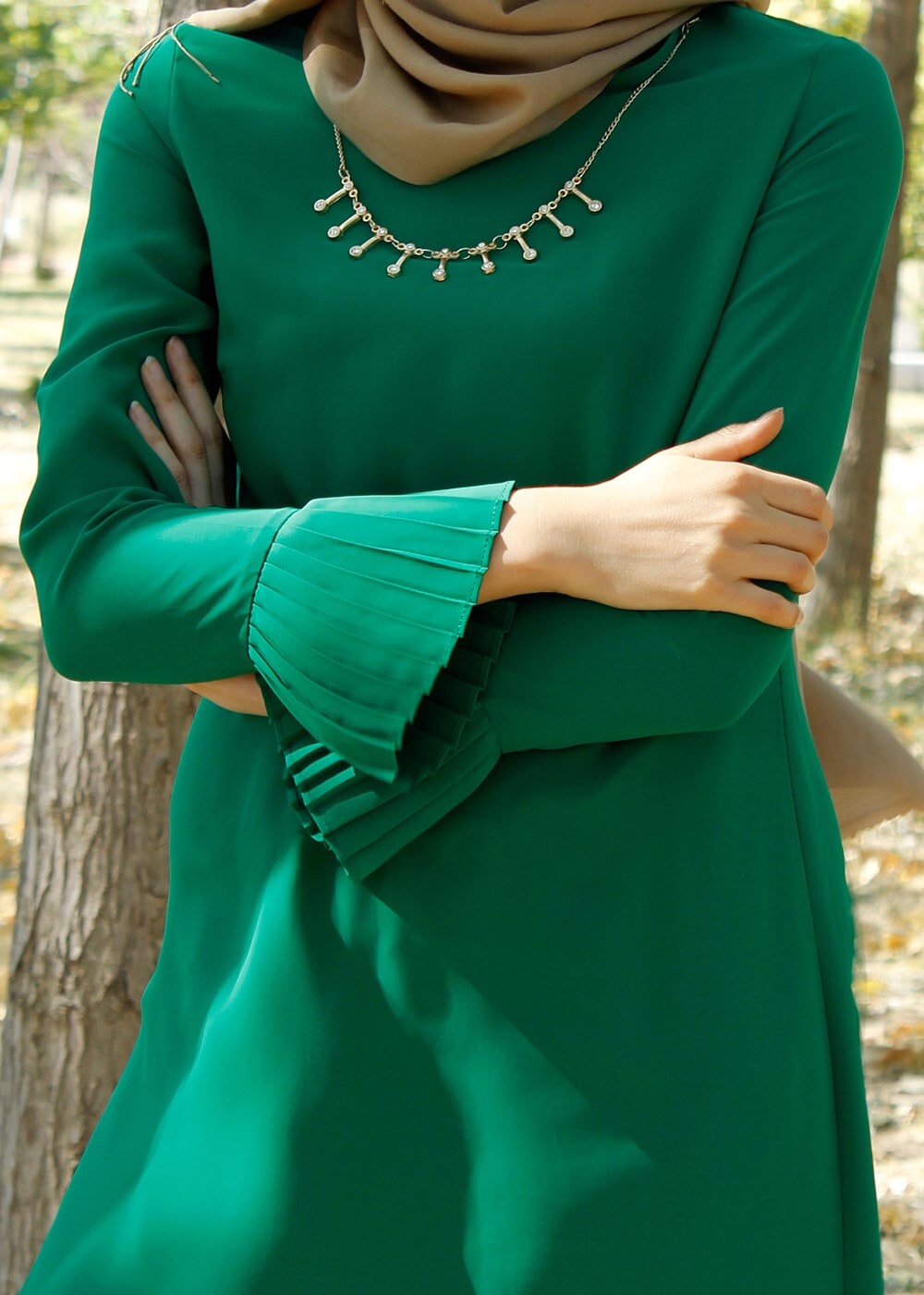 Tesettür giyim YEŞİL T 287 Hewes Line Pilise Detaylı Tunik