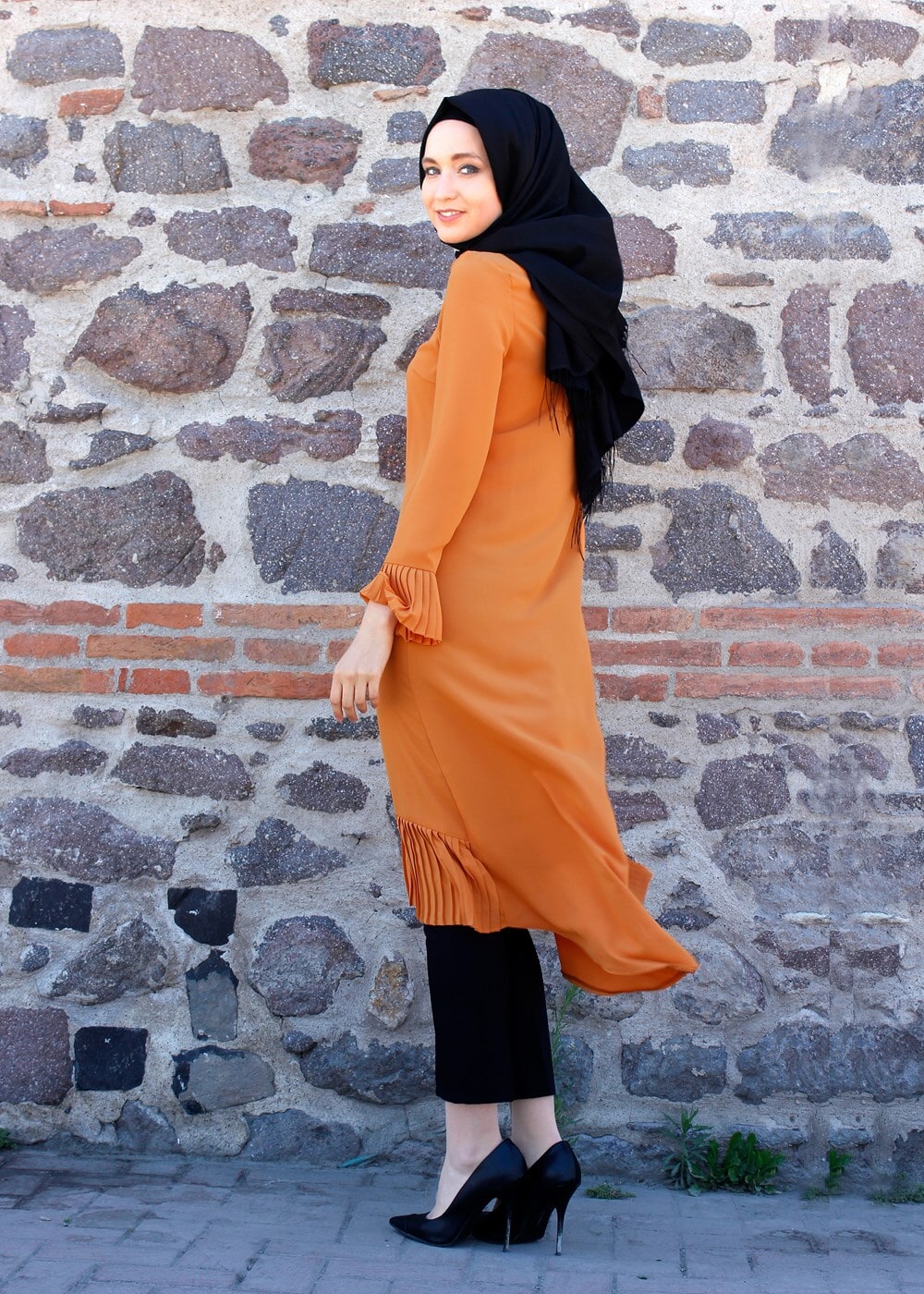 Tesettür giyim TURUNCU T 287 Hewes Line Pilise Detaylı Tunik