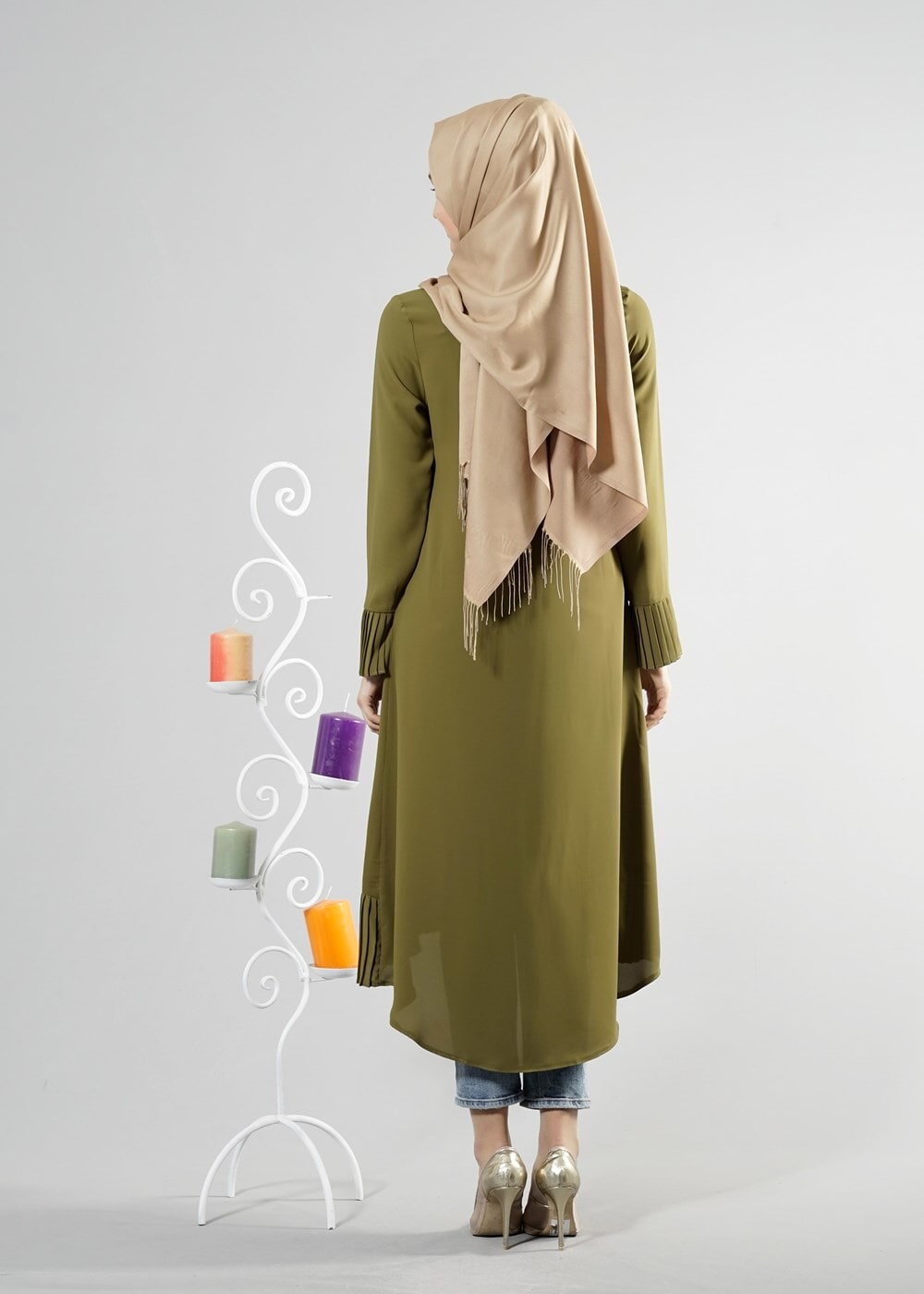 Tesettür giyim HAKİ T 287 Hewes Line Pilise Detaylı Tunik