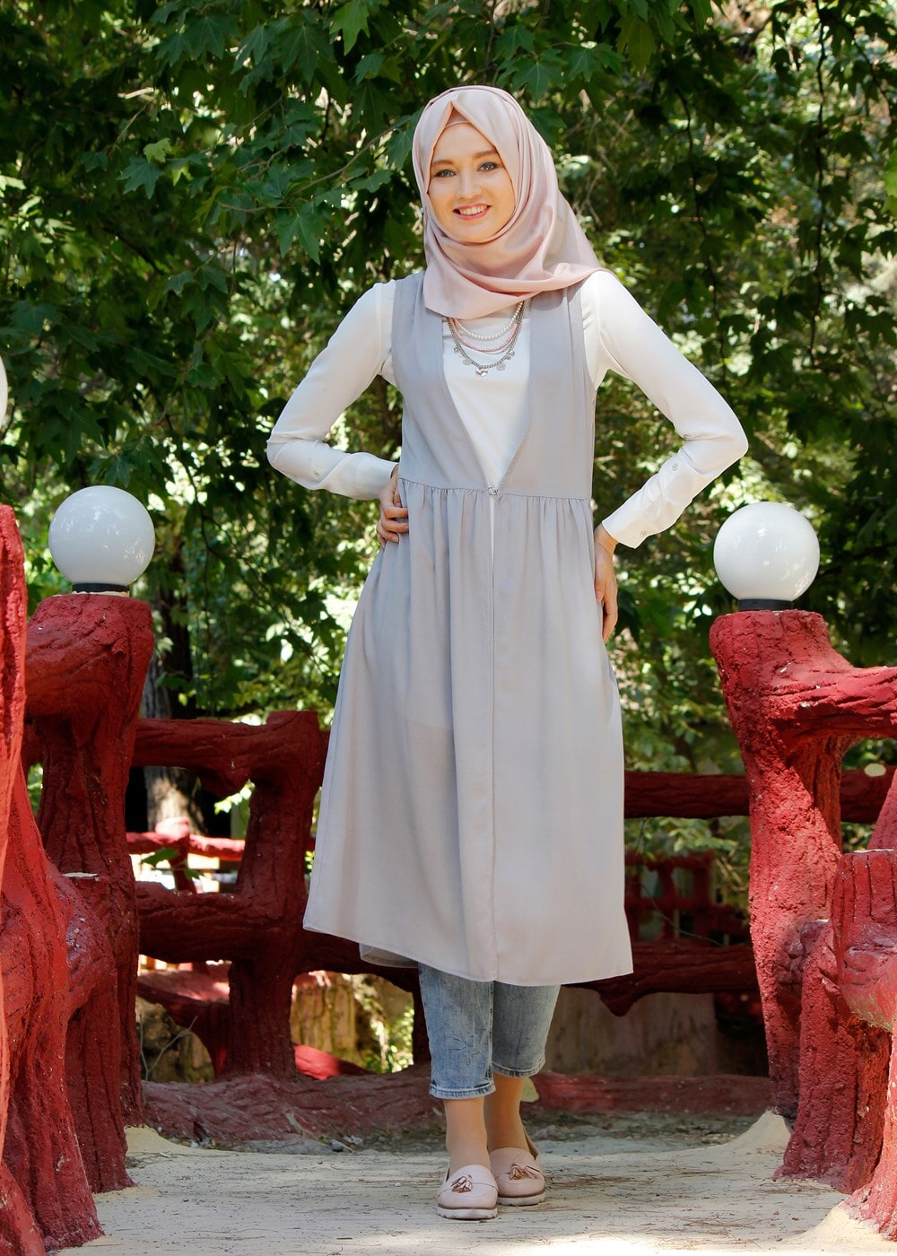 Tesettür giyim GRİ T 310 Hewes Line Klipsli Yelek