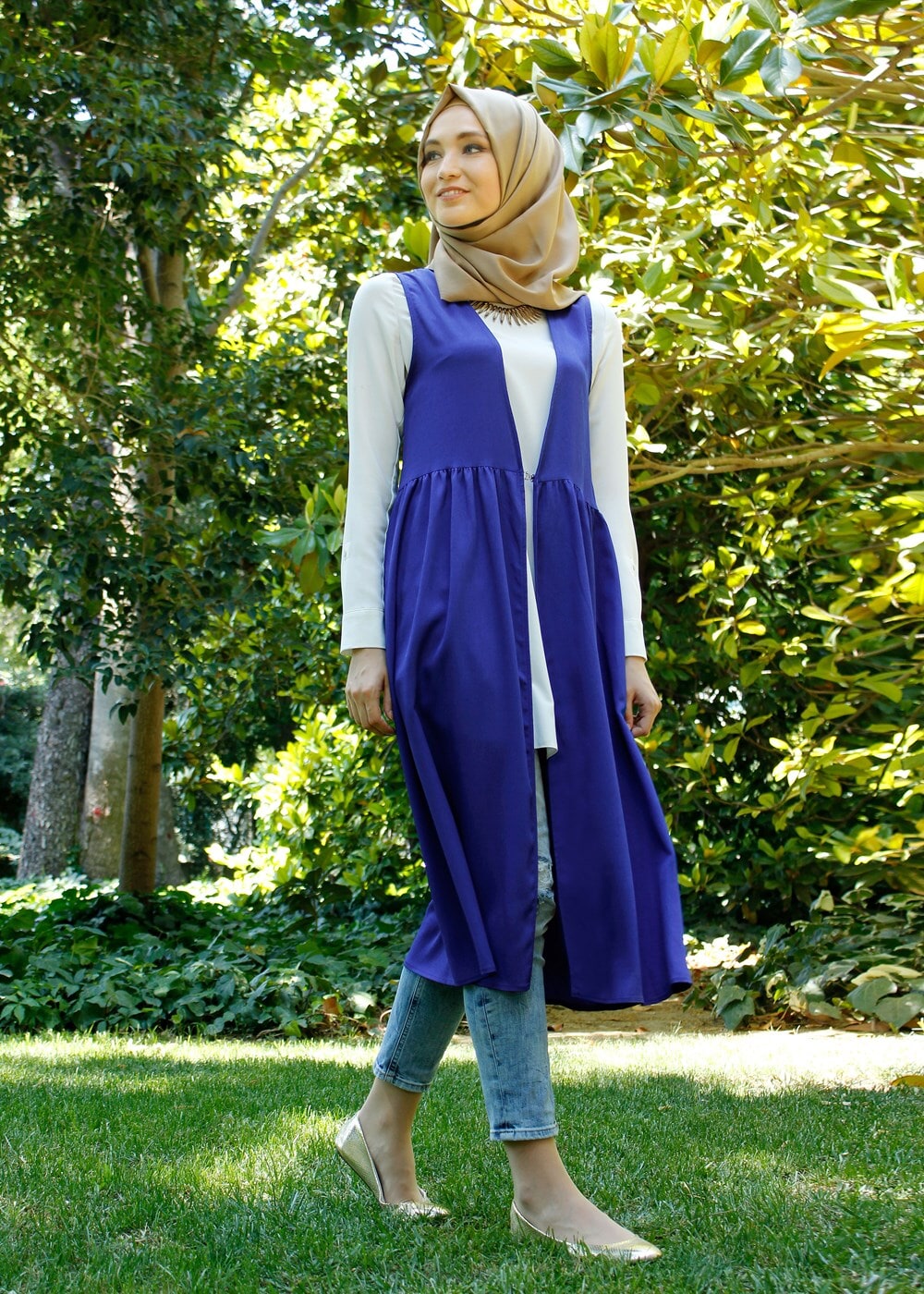 Tesettür giyim LACİVERT T 310 Hewes Line Klipsli Yelek