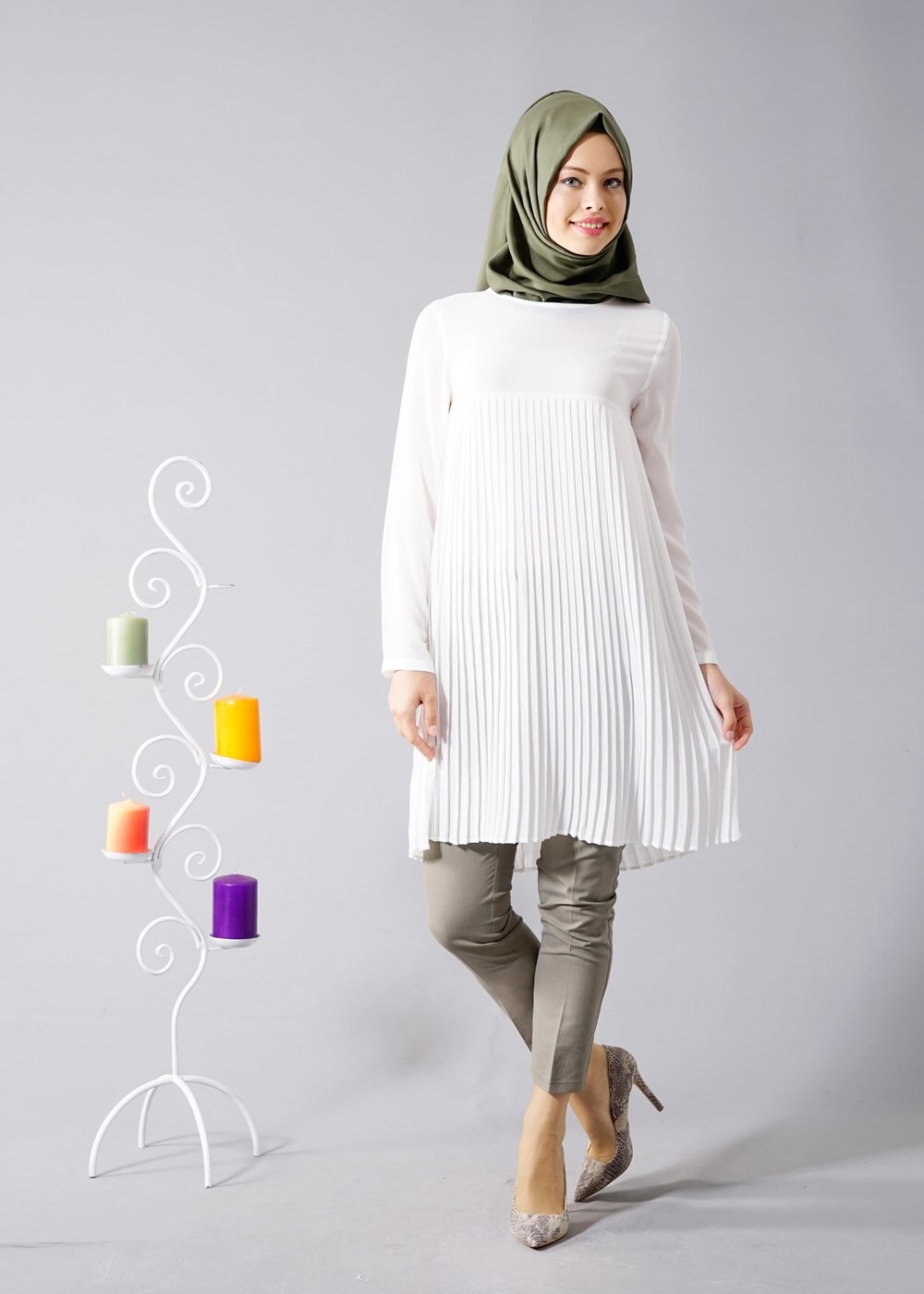 Tesettür giyim KREM T 804 Hewes Line-Boydan Piliseli Tunik