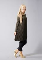Tesettür giyim HAKİ T 804 Hewes Line-Boydan Piliseli Tunik
