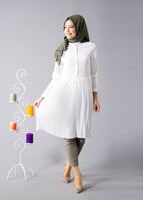 Tesettür giyim KREM T 815 Hewes Line- Piliseli Tesettür Tunik