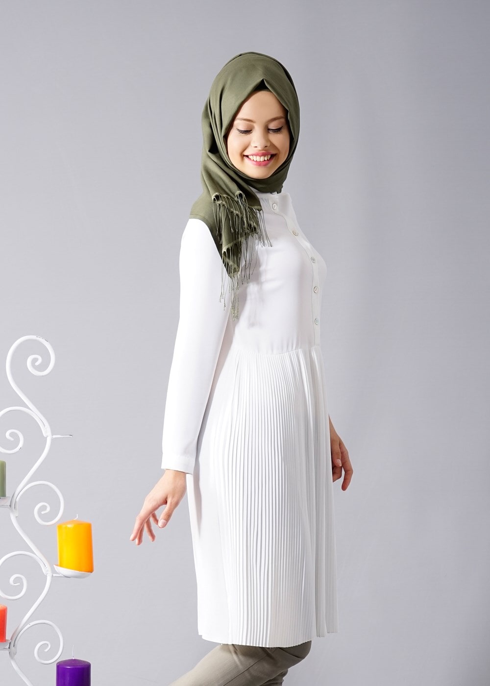 Tesettür giyim KREM T 815 Hewes Line- Piliseli Tesettür Tunik