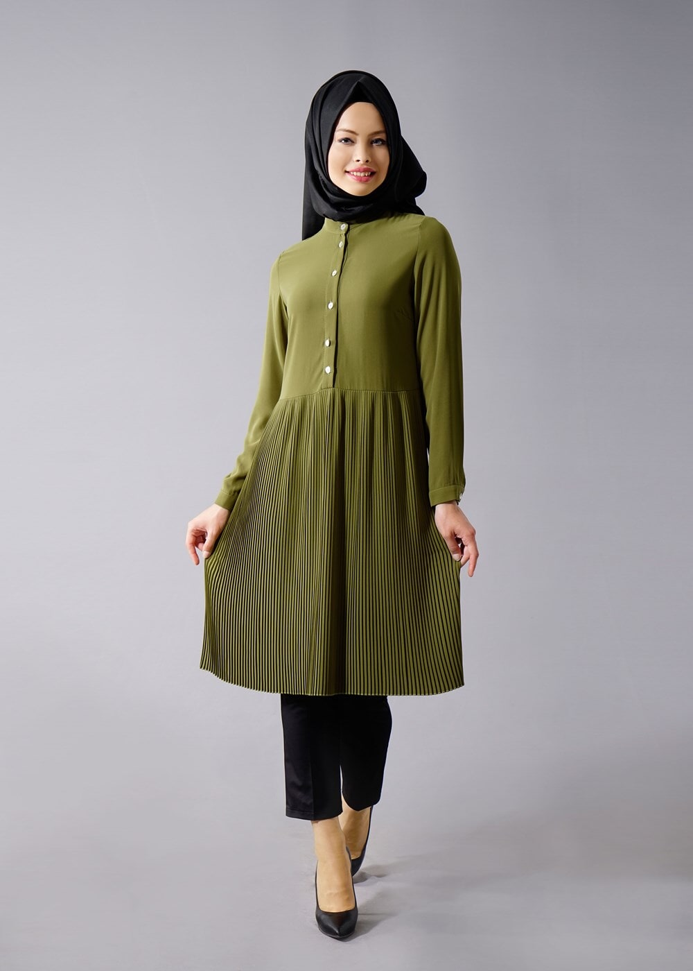 Tesettür giyim YEŞİL T 815 Hewes Line- Piliseli Tesettür Tunik