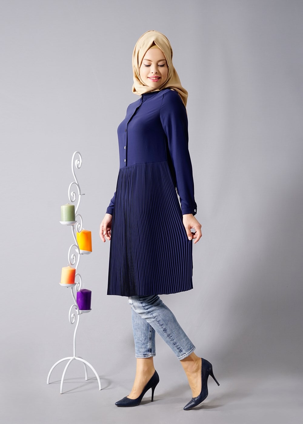 Tesettür giyim LACİVERT T 815 Hewes Line- Piliseli Tesettür Tunik