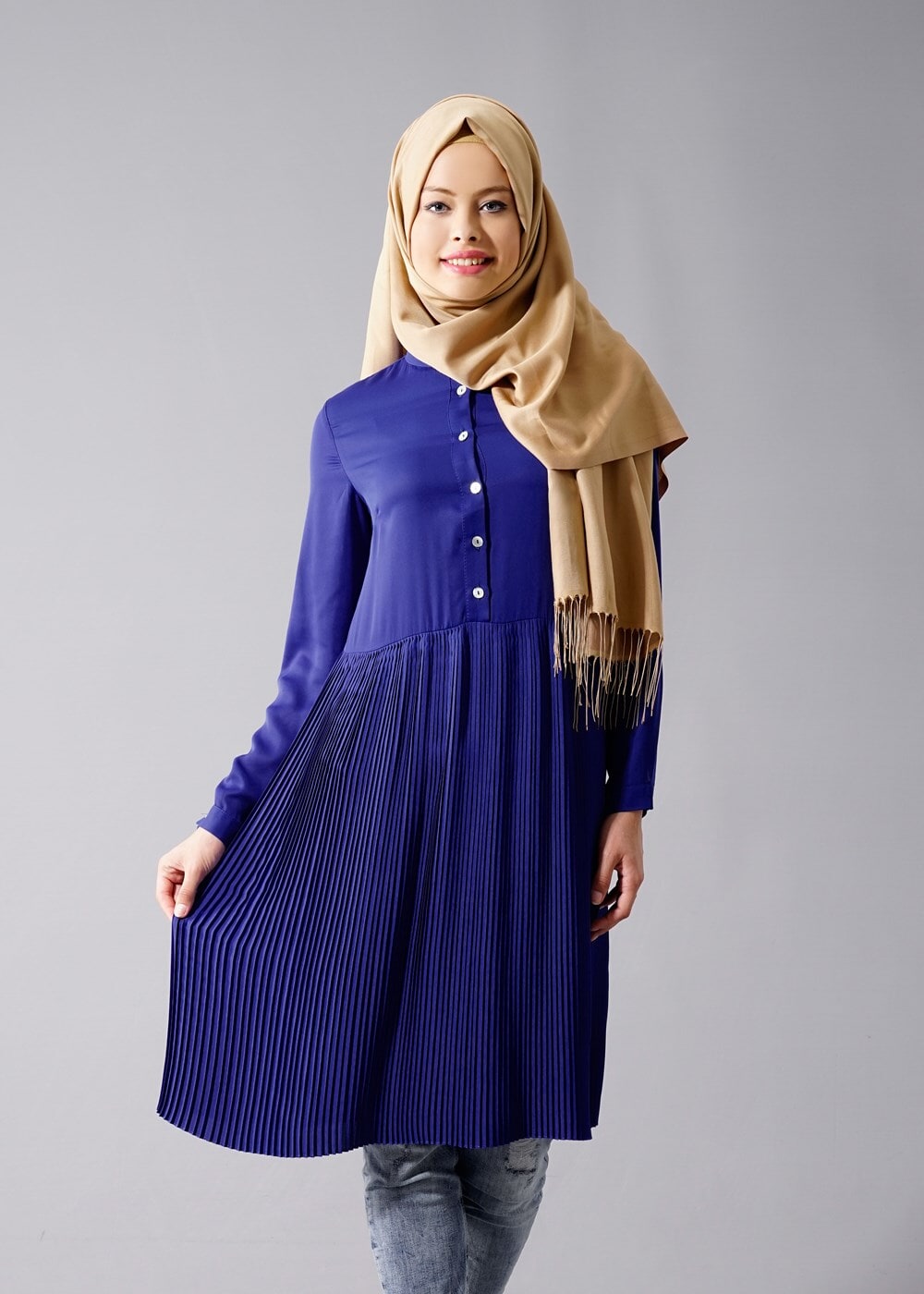 Tesettür giyim LACİVERT T 815 Hewes Line- Piliseli Tesettür Tunik