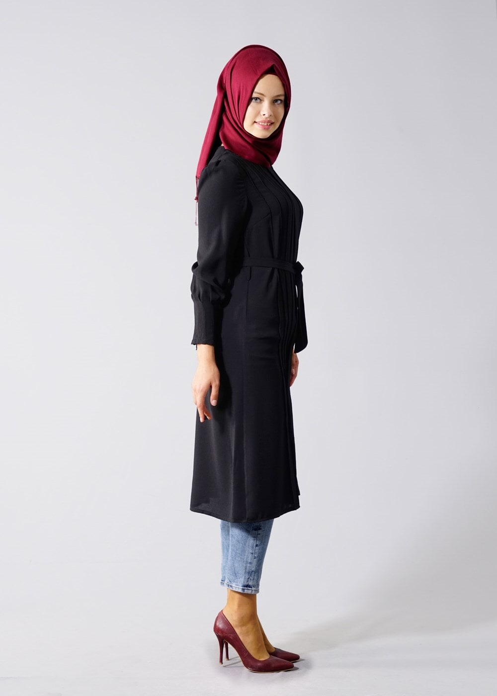 Tesettür giyim SİYAH T 817 Hewes Line-Fermuarlı Pileli Tunik